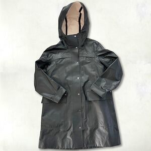 Lululemon Women Into the Drizzle Hooded Rain/Wind Proof Jacket Black, Size 4